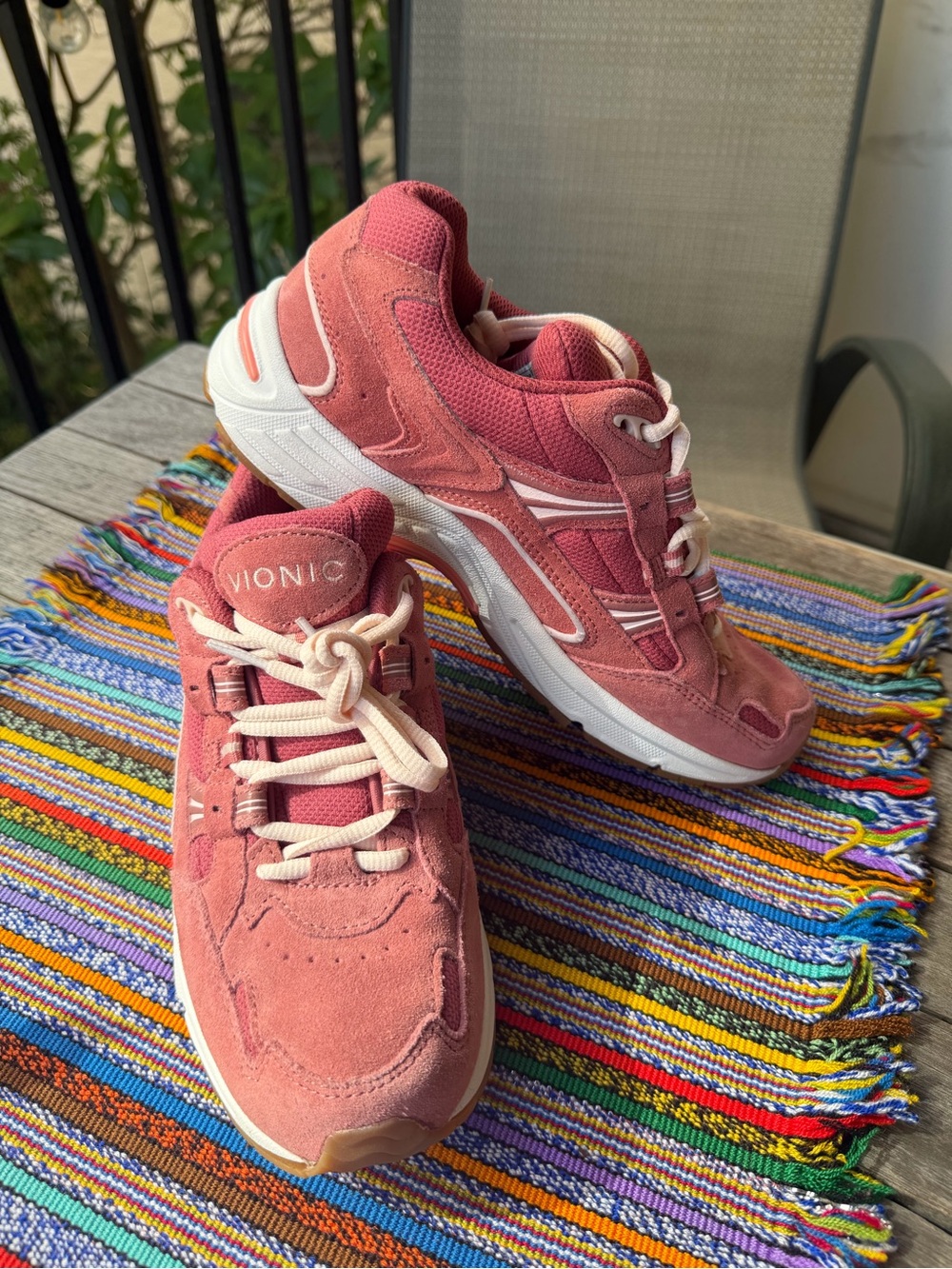 New! Vionic Women's Rose-Pink Suede Athletic Sneakers 8.5W
